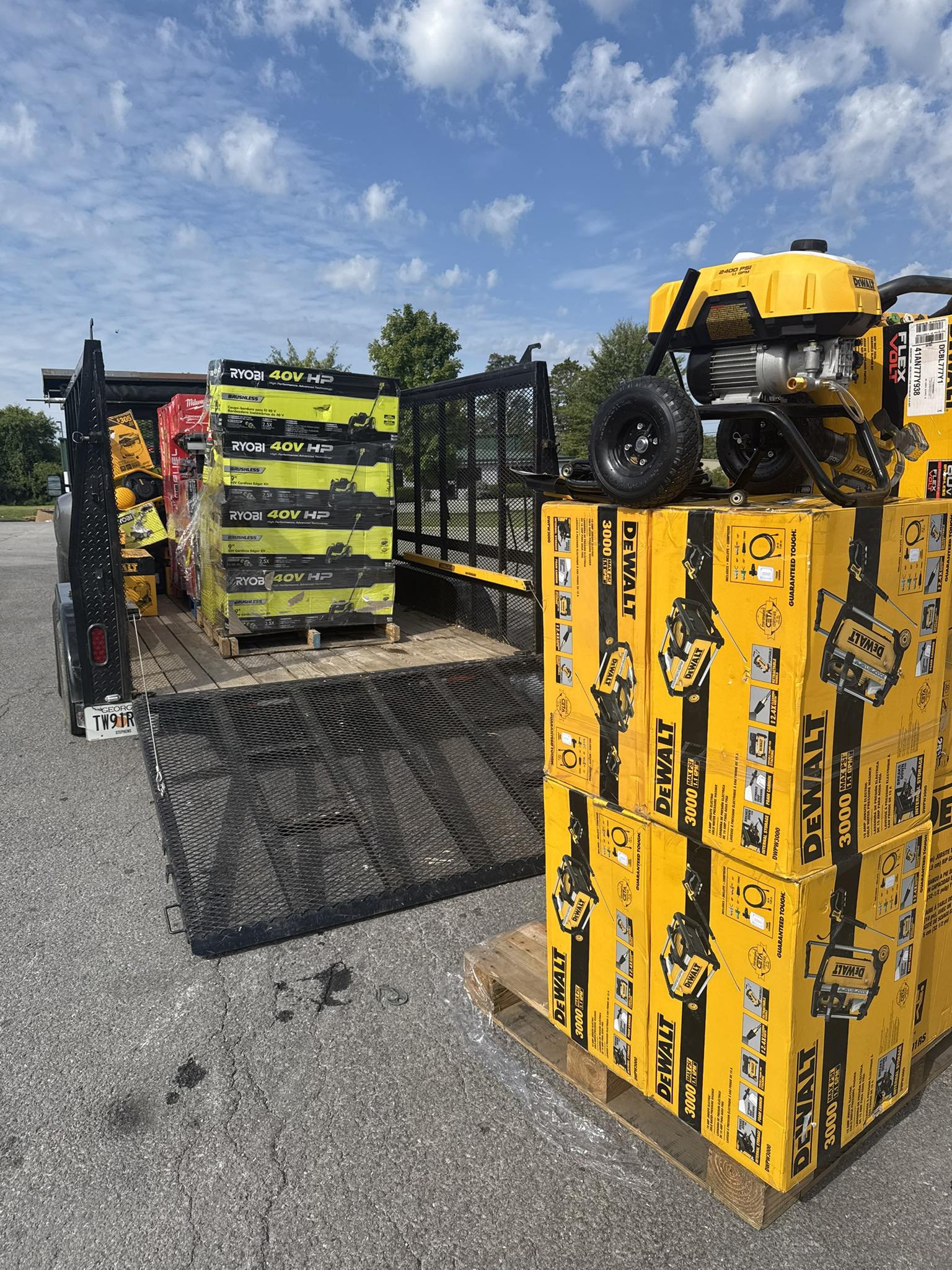 Dewalt Liquidation Pallets Near Me Online